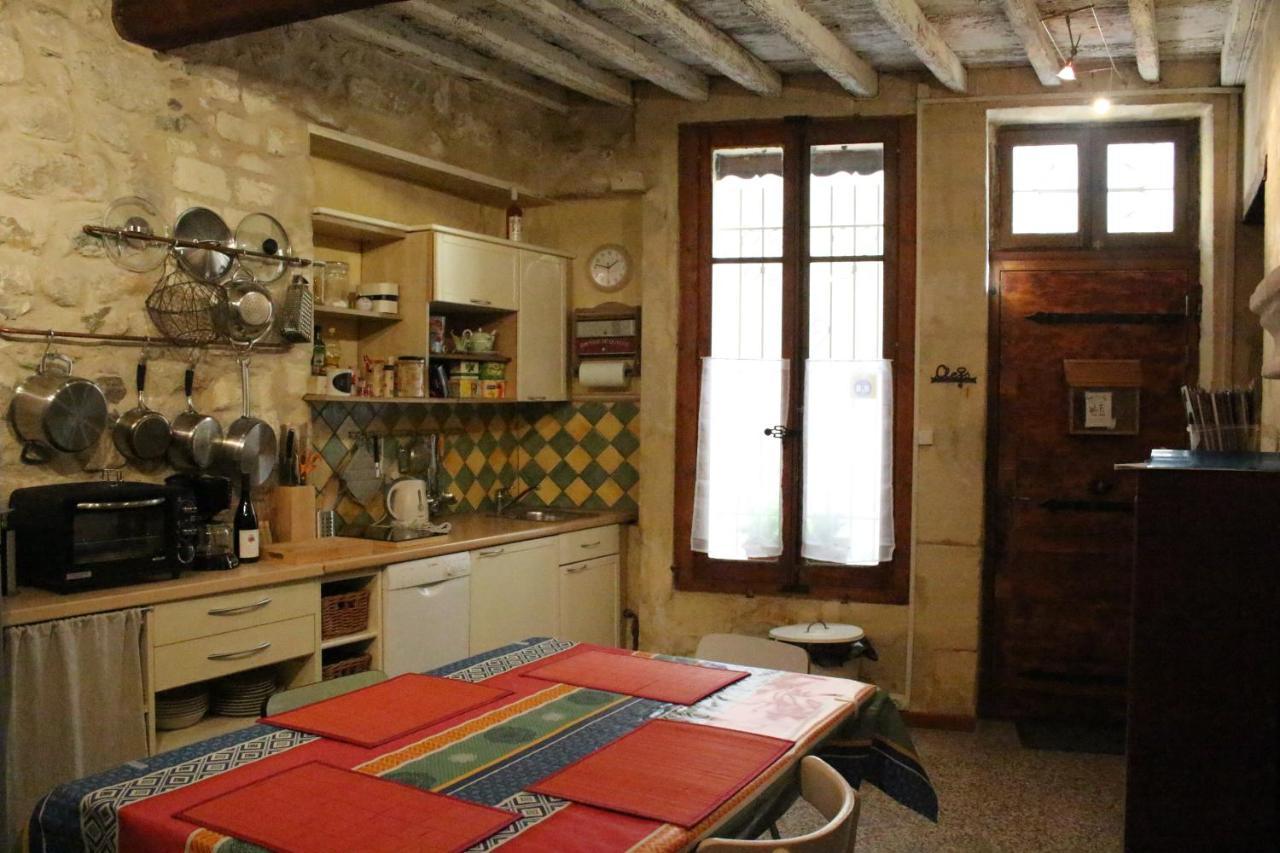 Villa La Maison De Lara Arles Exterior foto